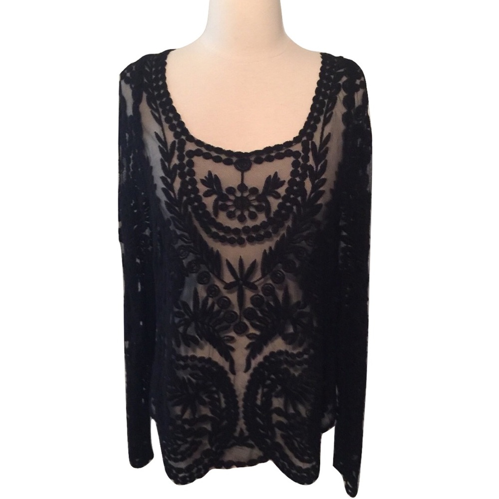 Black Long Sleeve Embroidered Lace Top Size M